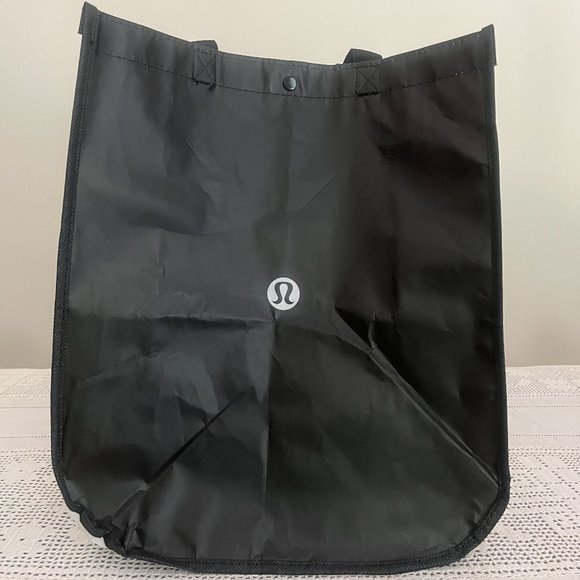 Lululemon black & white large reusable tote bag - Picture 3 of 6